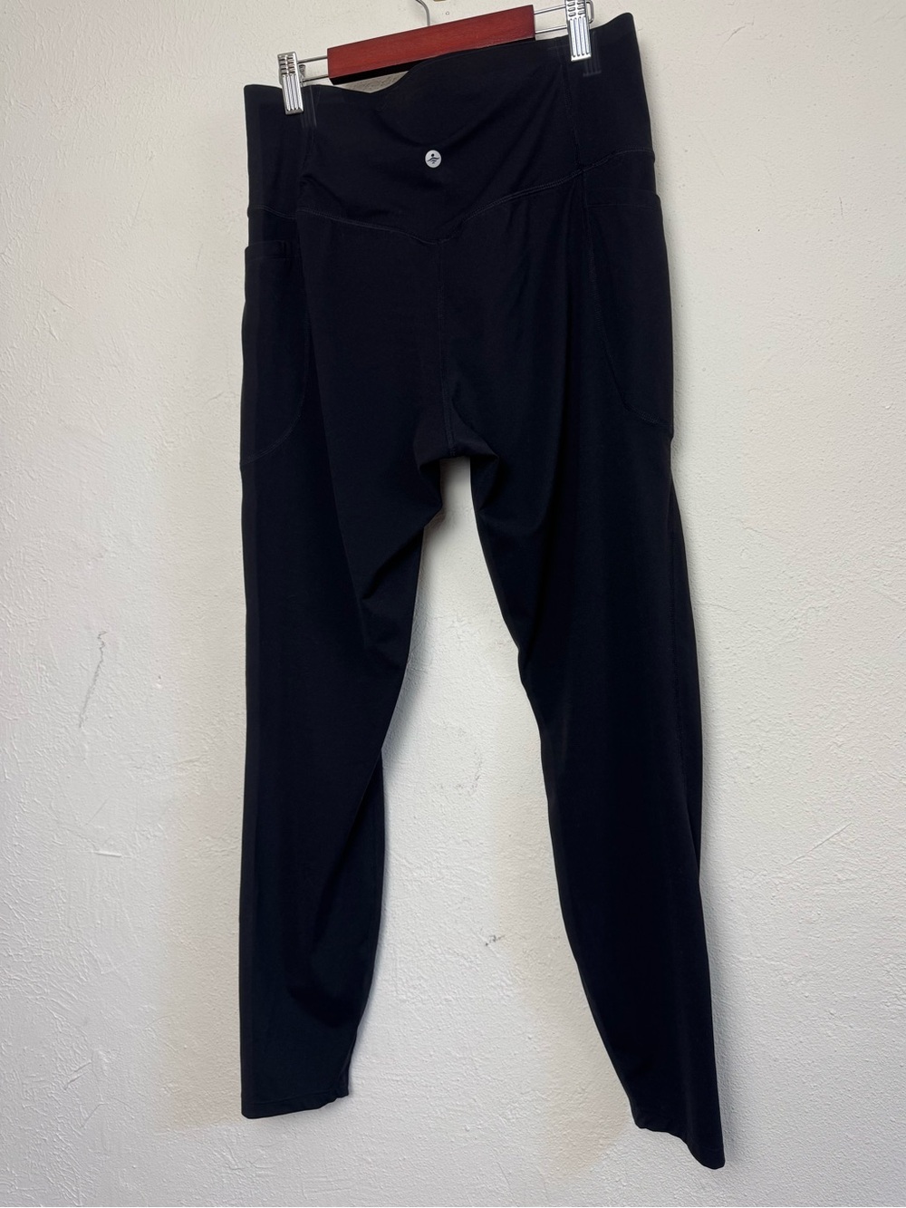 Halara‎ 7/8 High Rise Pocket Black Leggings